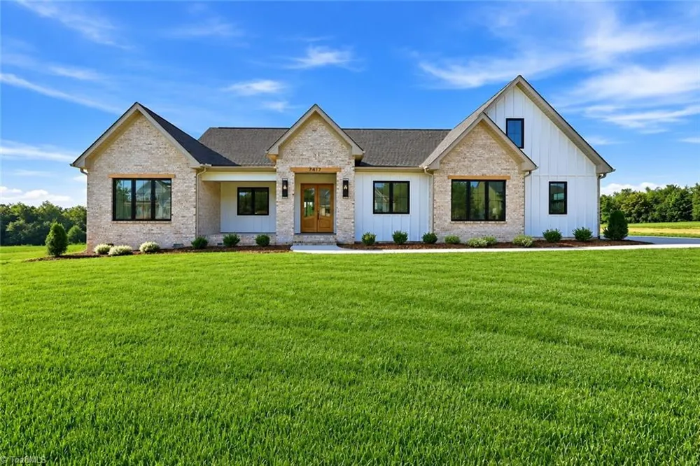 7417 KINGSLEY PLACE Stokesdale, NC 27357