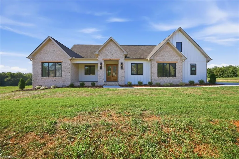 7417 KINGSLEY PLACE Stokesdale, NC 27357