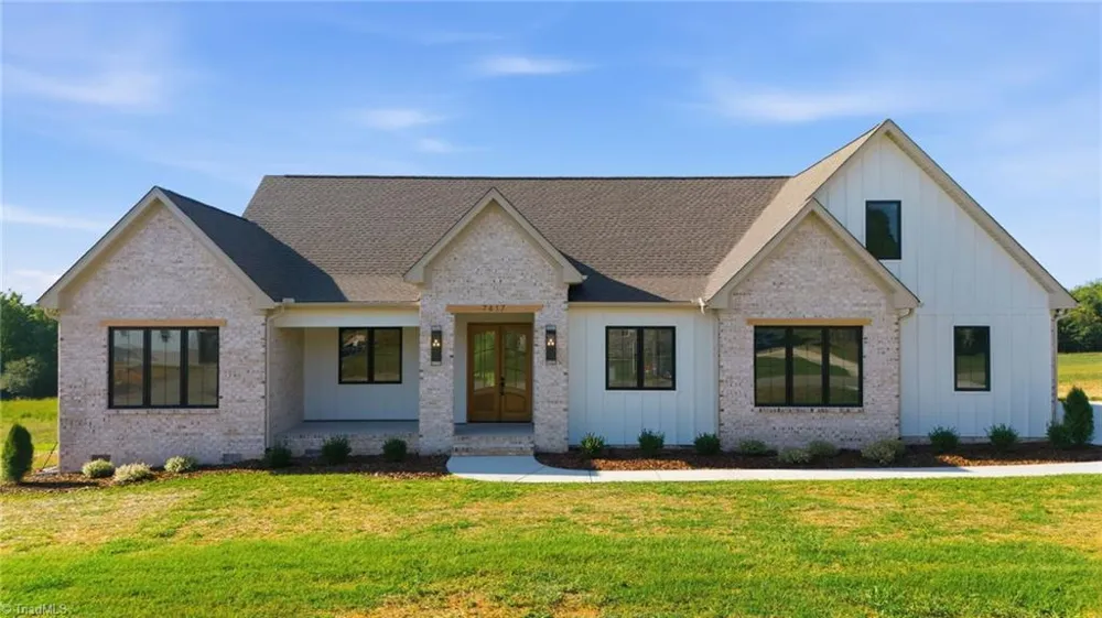 7417 KINGSLEY PLACE Stokesdale, NC 27357