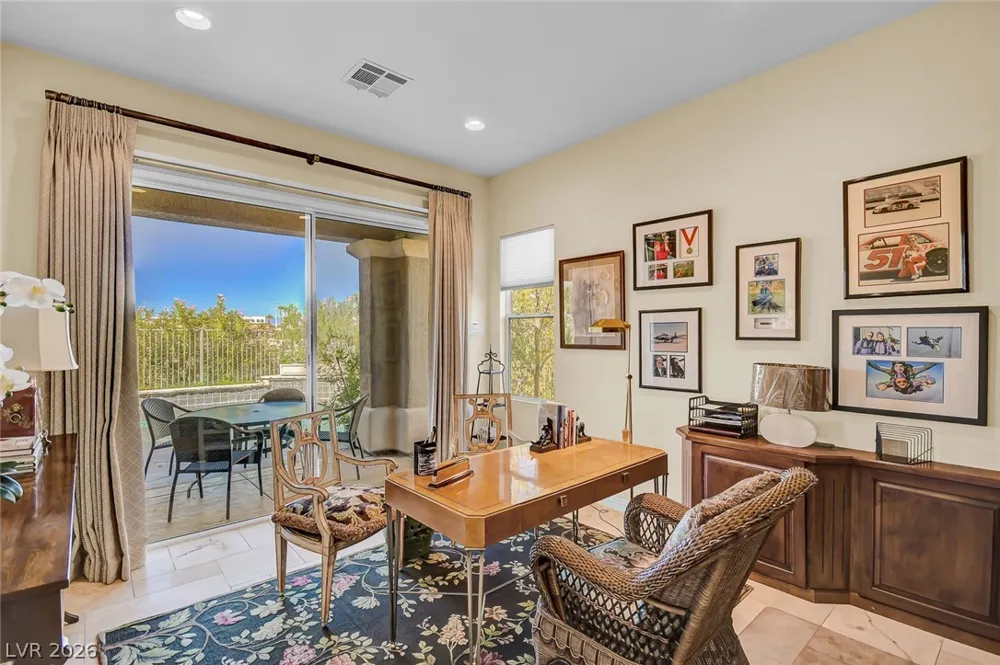 10266 Romantico Drive Las Vegas, NV 89135