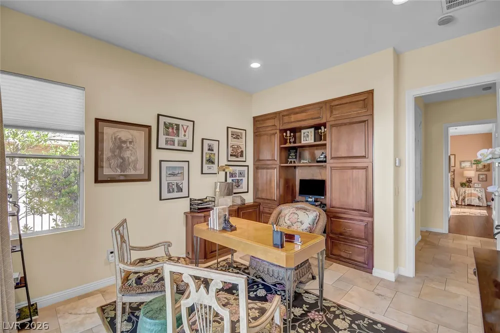 10266 Romantico Drive Las Vegas, NV 89135