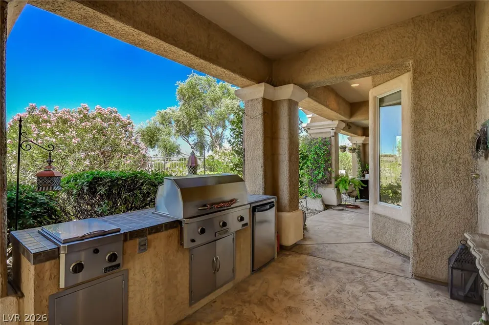 10266 Romantico Drive Las Vegas, NV 89135