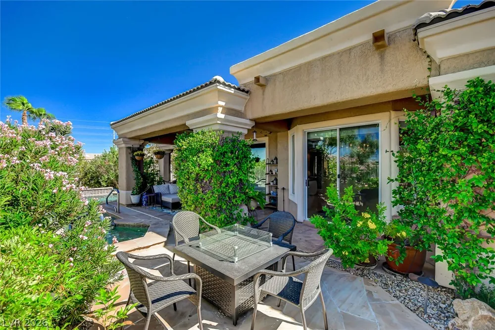 10266 Romantico Drive Las Vegas, NV 89135