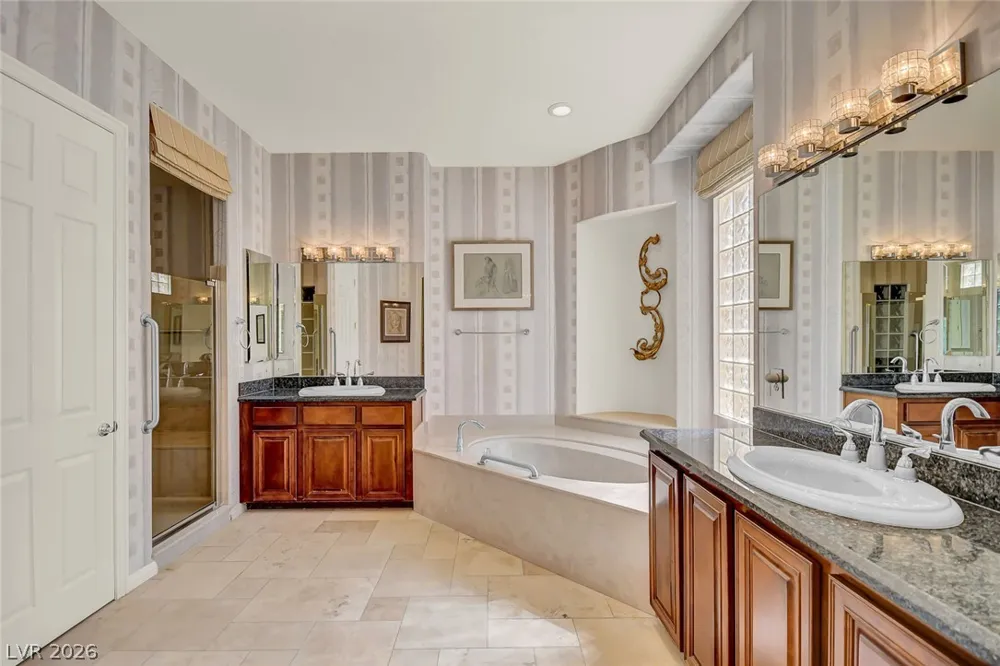10266 Romantico Drive Las Vegas, NV 89135