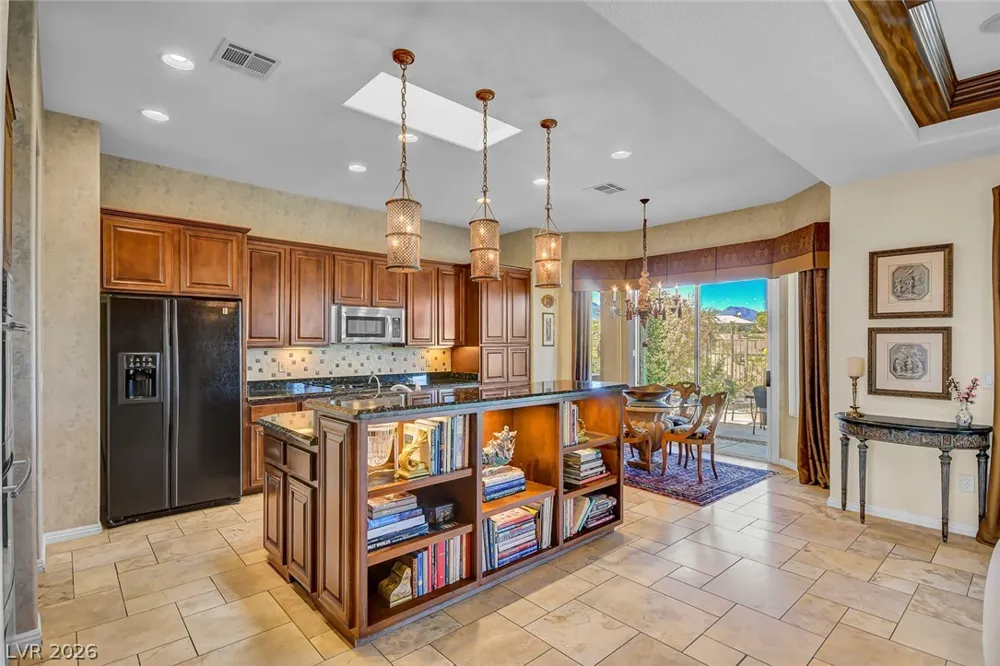 10266 Romantico Drive Las Vegas, NV 89135