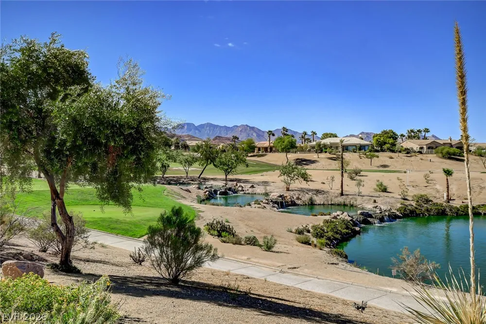 10266 Romantico Drive Las Vegas, NV 89135