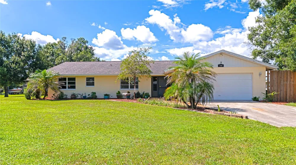 710 MYAKKA RD Sarasota, FL 34240