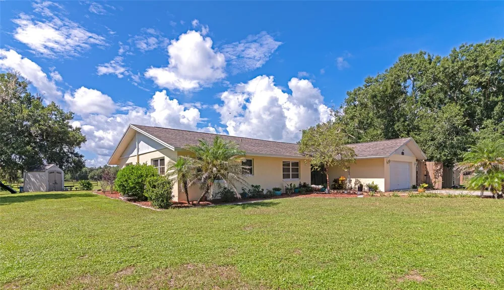 710 MYAKKA RD Sarasota, FL 34240