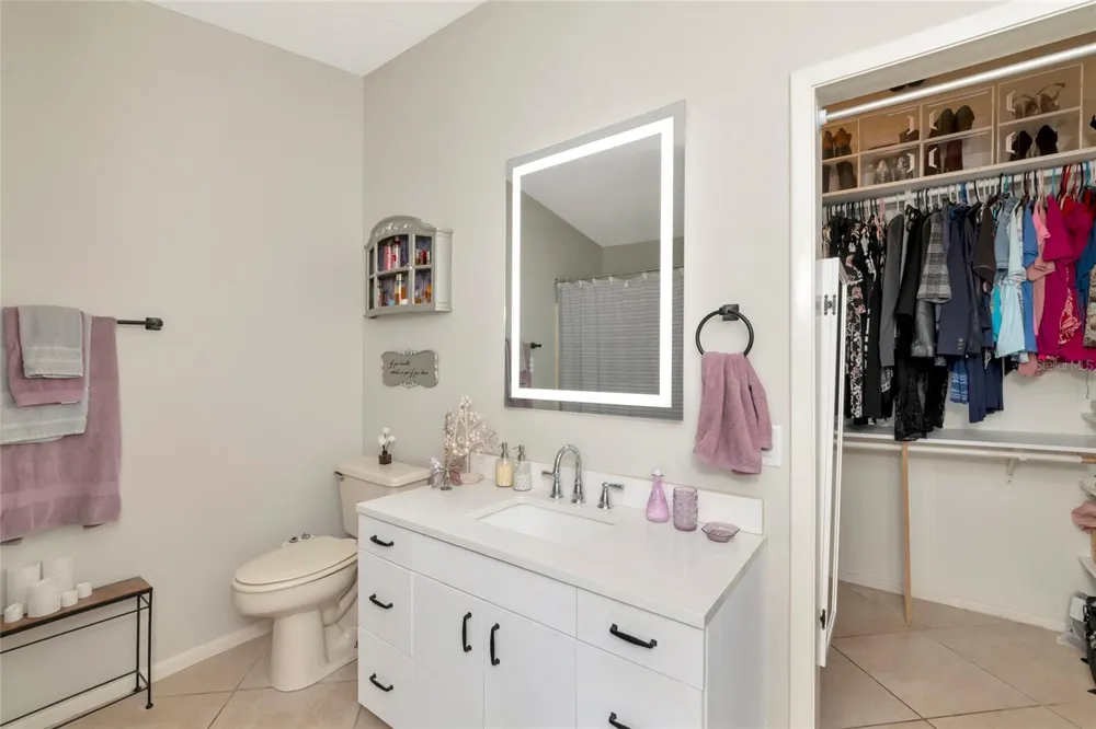 710 MYAKKA RD Sarasota, FL 34240