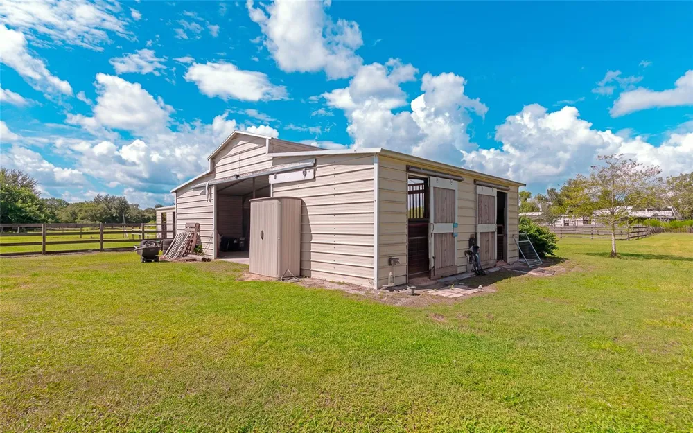 710 MYAKKA RD Sarasota, FL 34240