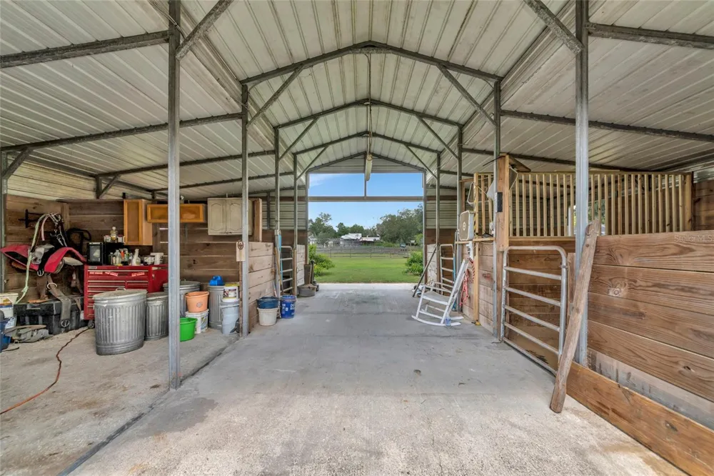 710 MYAKKA RD Sarasota, FL 34240