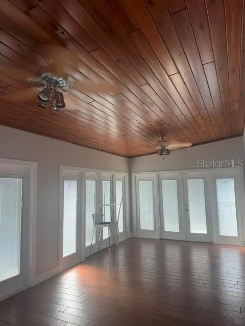 8418 FOXWORTH CIRCLE #42 Orlando, FL 32819