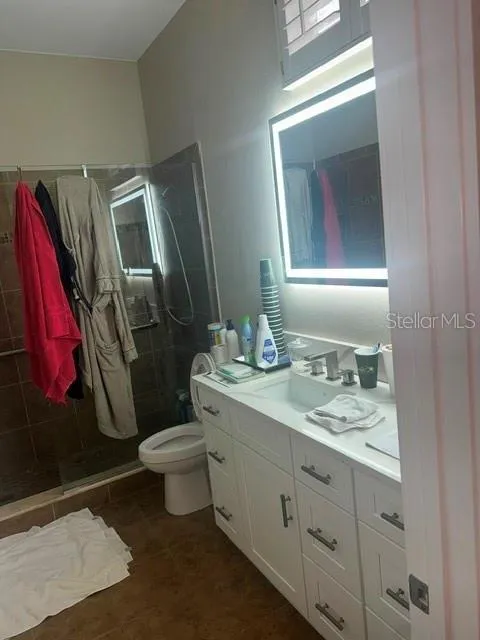 8418 FOXWORTH CIRCLE #42 Orlando, FL 32819