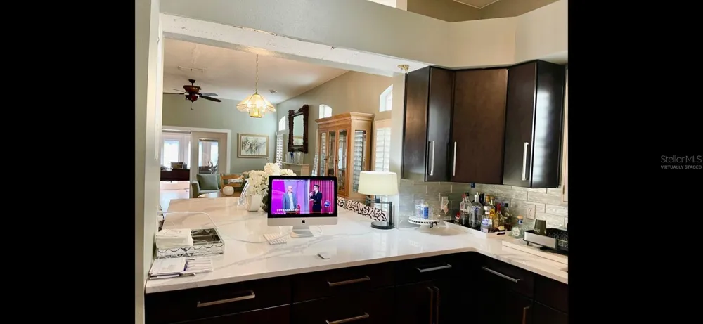 8418 FOXWORTH CIRCLE #42 Orlando, FL 32819