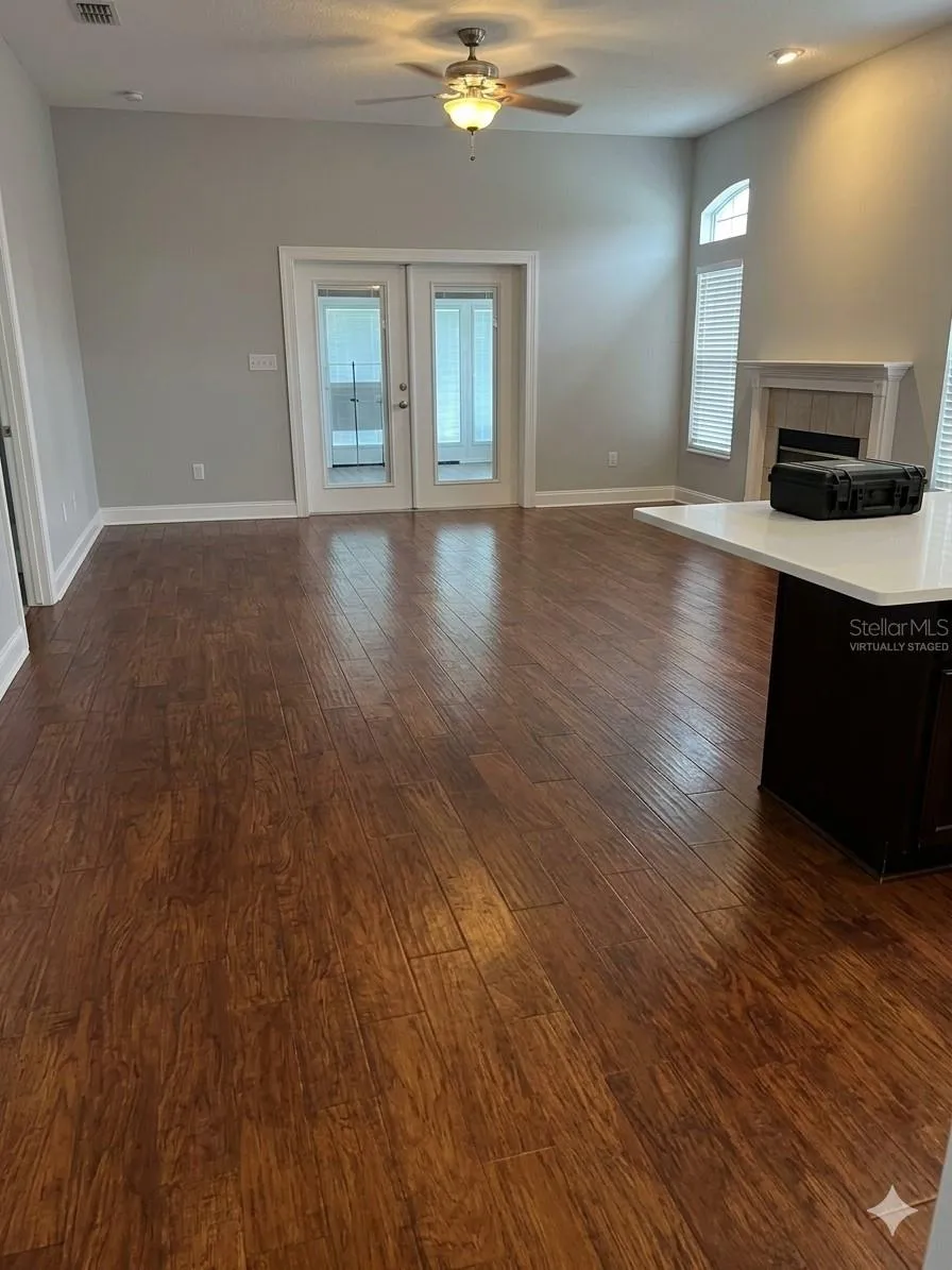 8418 FOXWORTH CIRCLE #42 Orlando, FL 32819