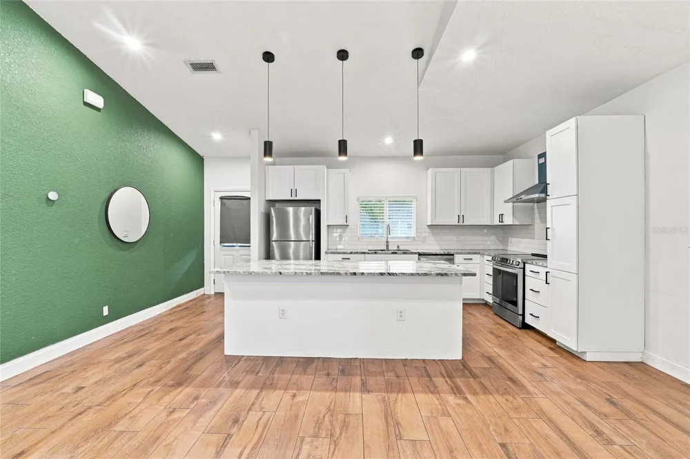 8502 OAK BLUFF DRIVE Orlando, FL 32827