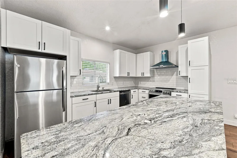 8502 OAK BLUFF DRIVE Orlando, FL 32827