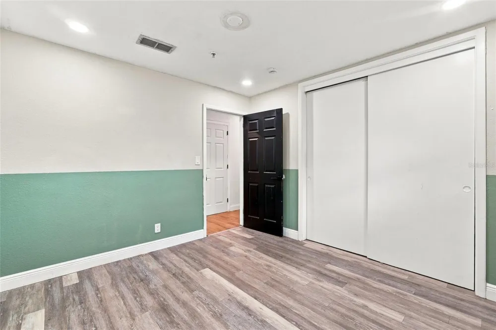 8502 OAK BLUFF DRIVE Orlando, FL 32827