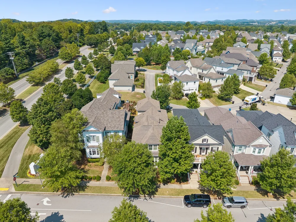 96 Poplar St Franklin, TN 37064