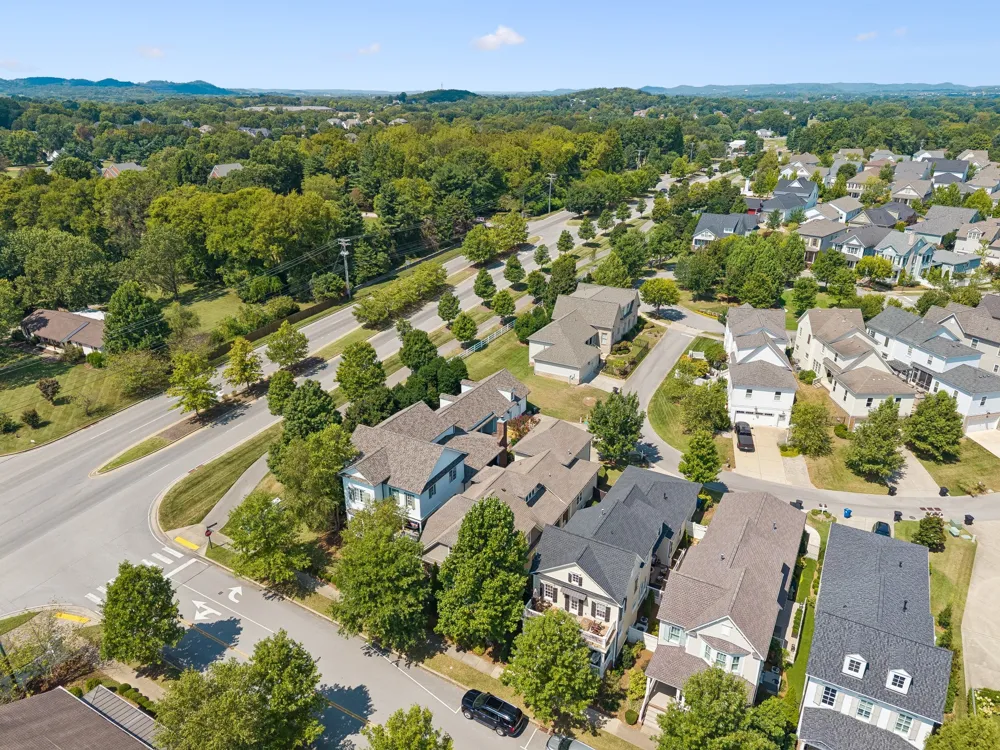 96 Poplar St Franklin, TN 37064