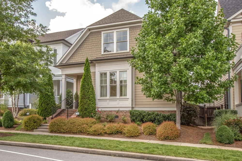 96 Poplar St Franklin, TN 37064