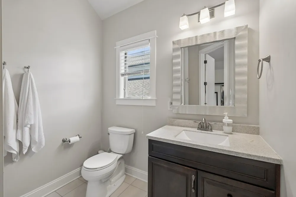 96 Poplar St Franklin, TN 37064
