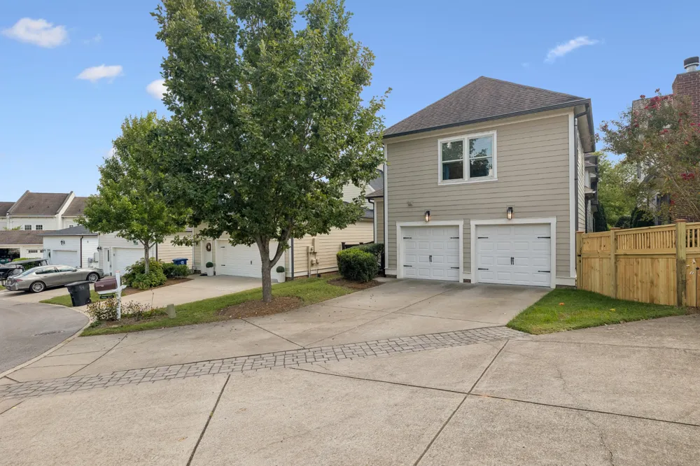 96 Poplar St Franklin, TN 37064