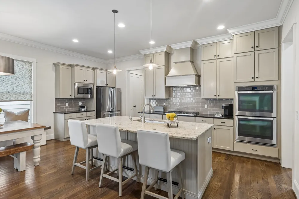 96 Poplar St Franklin, TN 37064