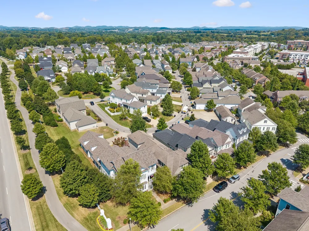 96 Poplar St Franklin, TN 37064