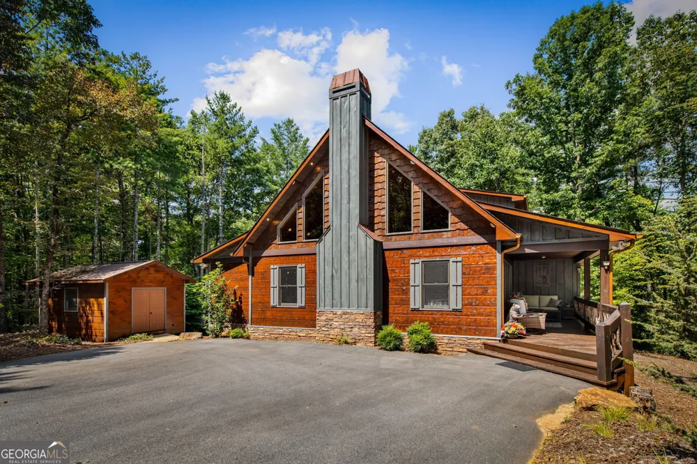 60 OASIS DR Blue Ridge, GA 30513
