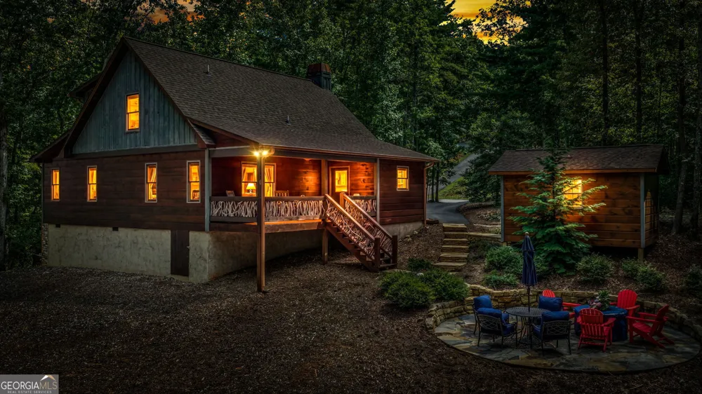 60 OASIS DR Blue Ridge, GA 30513