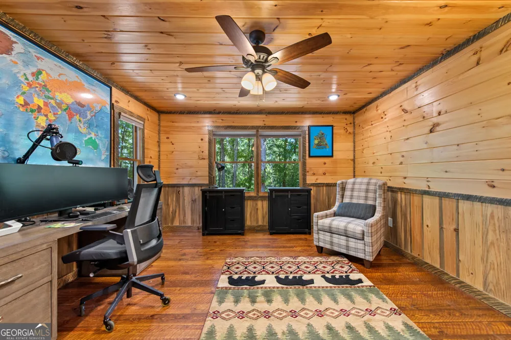 60 OASIS DR Blue Ridge, GA 30513