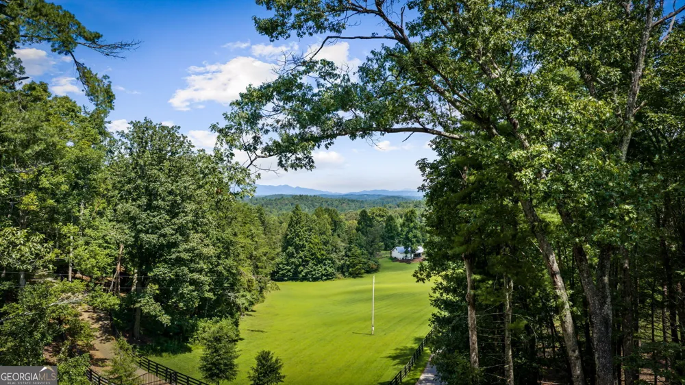 60 OASIS DR Blue Ridge, GA 30513