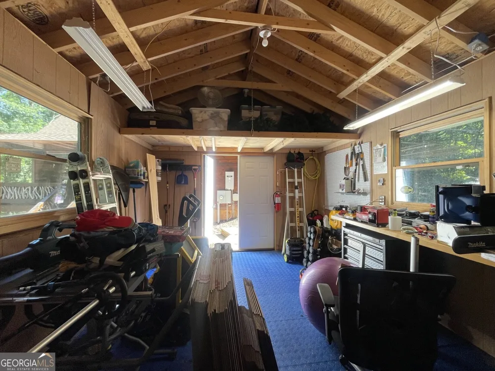 60 OASIS DR Blue Ridge, GA 30513
