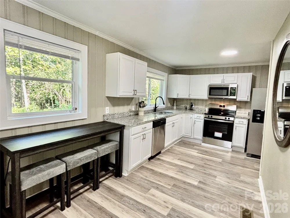 6622 Mountain Grove Road Hickory, NC 28602
