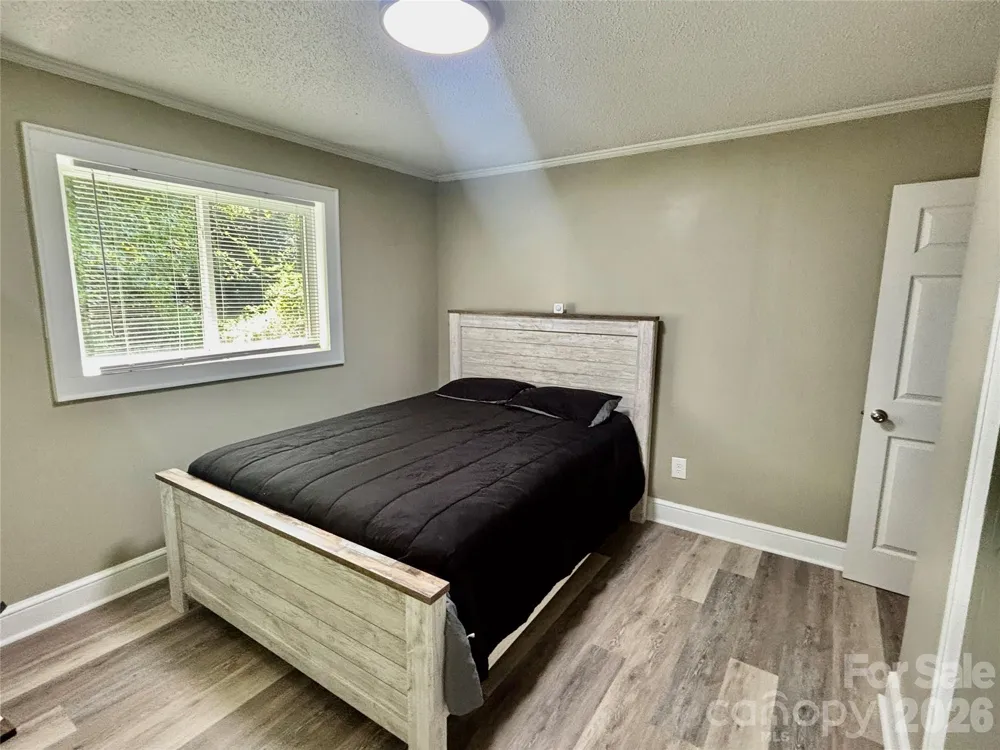 6622 Mountain Grove Road Hickory, NC 28602