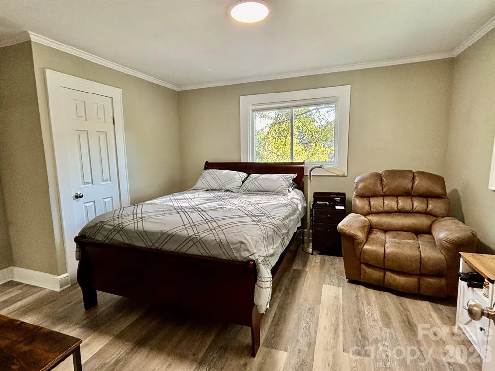 6622 Mountain Grove Road Hickory, NC 28602