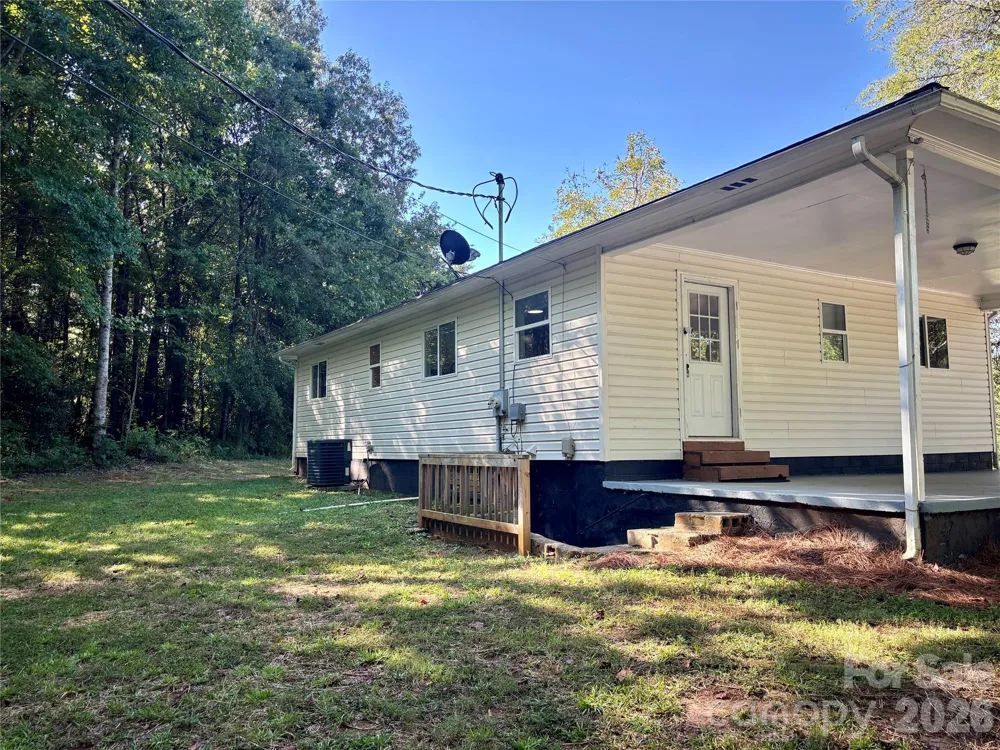 6622 Mountain Grove Road Hickory, NC 28602