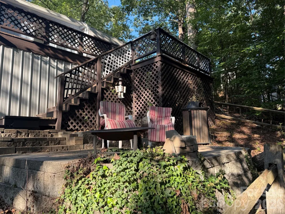 131 Pier Avenue New London, NC 28127