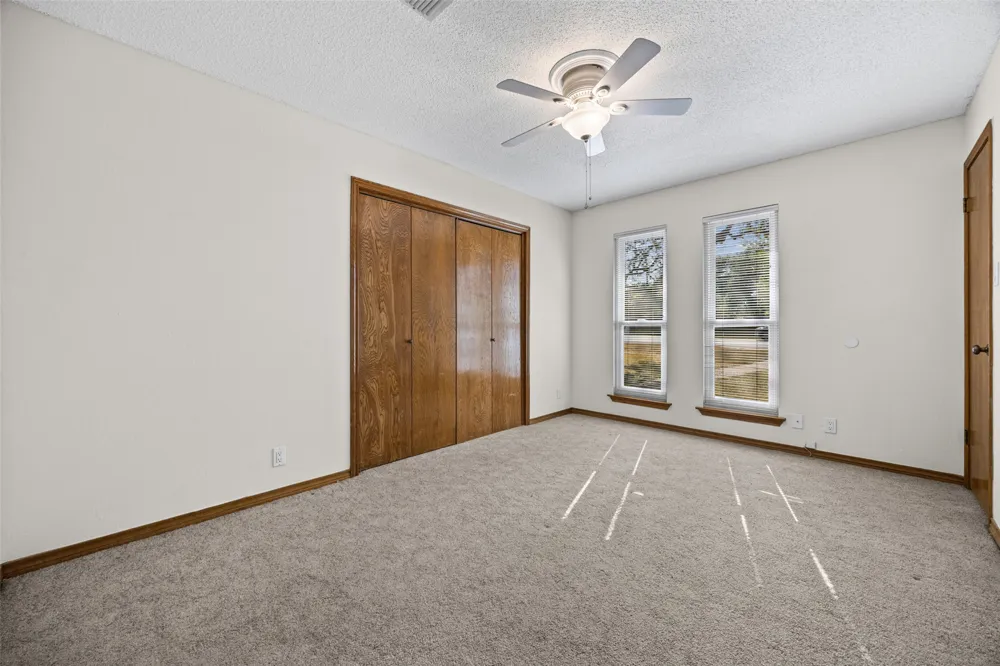 11006 Brodie Lane Austin, TX 78748