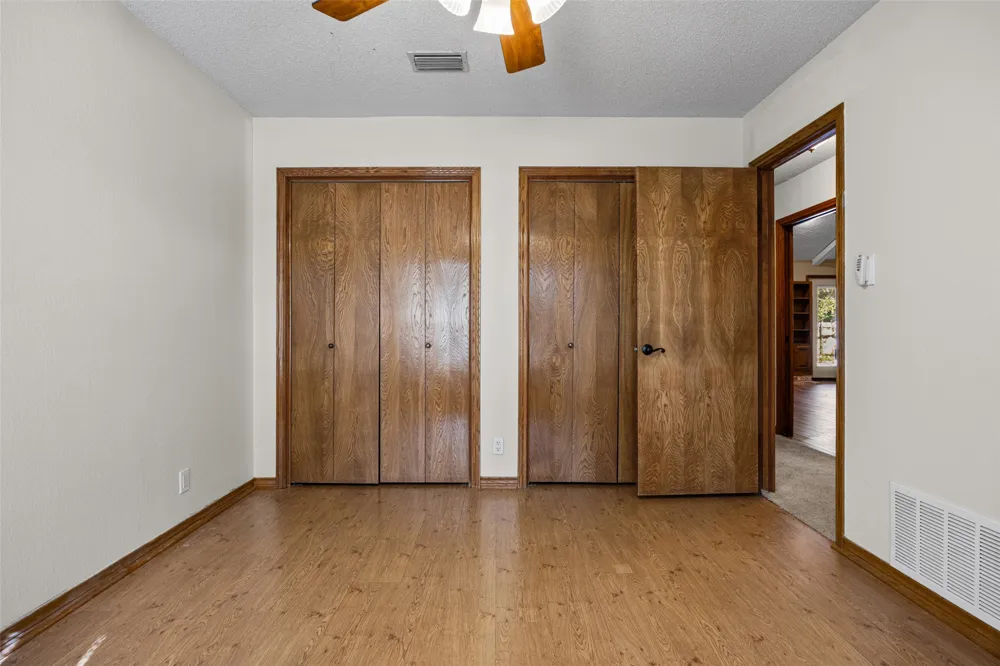 11006 Brodie Lane Austin, TX 78748