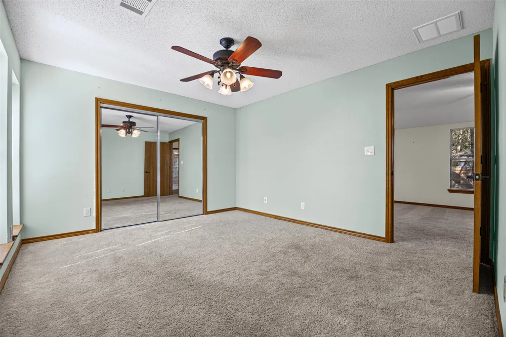 11006 Brodie Lane Austin, TX 78748