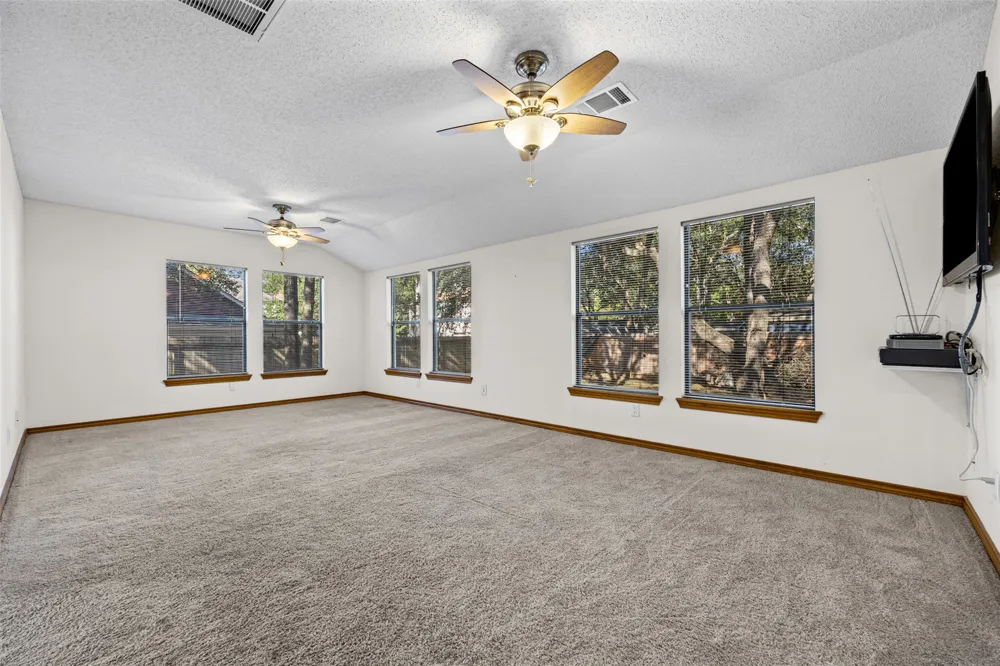 11006 Brodie Lane Austin, TX 78748