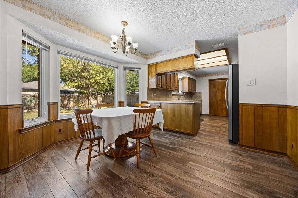 11006 Brodie Lane Austin, TX 78748