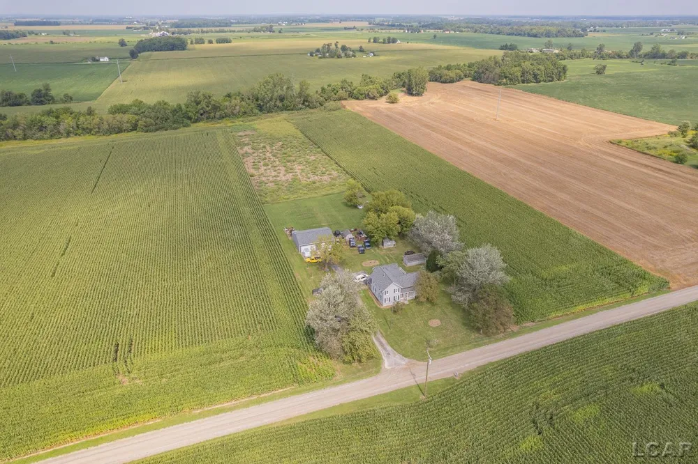 19920 Libstaff Road Dundee Township, MI 48131
