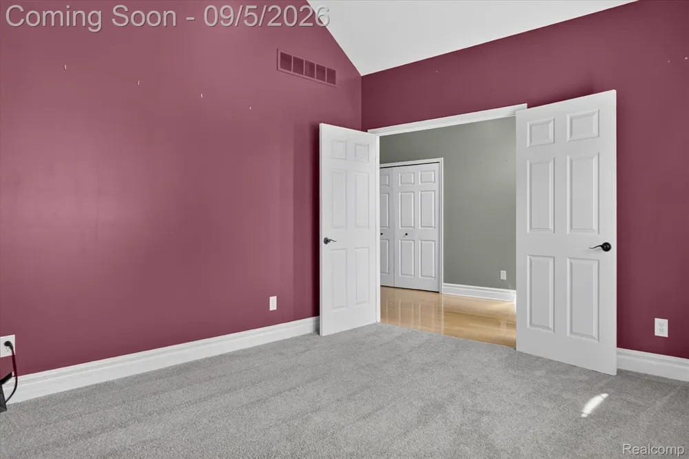 26121 Valhalla Drive Farmington Hills City, MI 48331