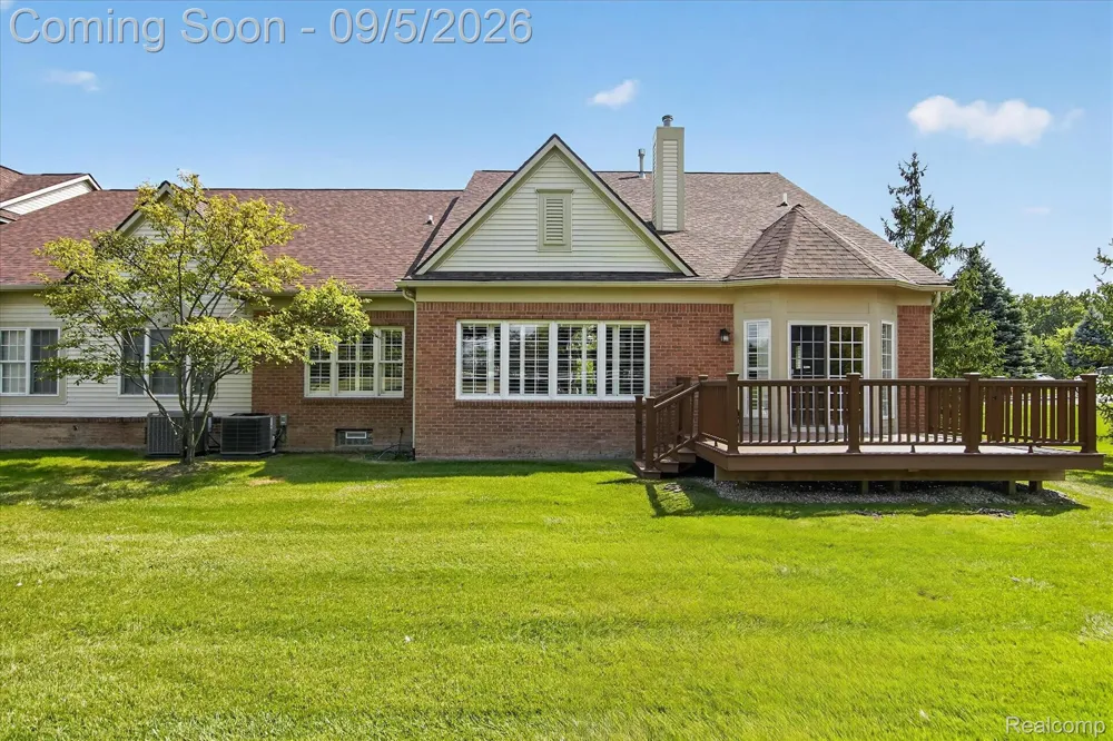 26121 Valhalla Drive Farmington Hills City, MI 48331