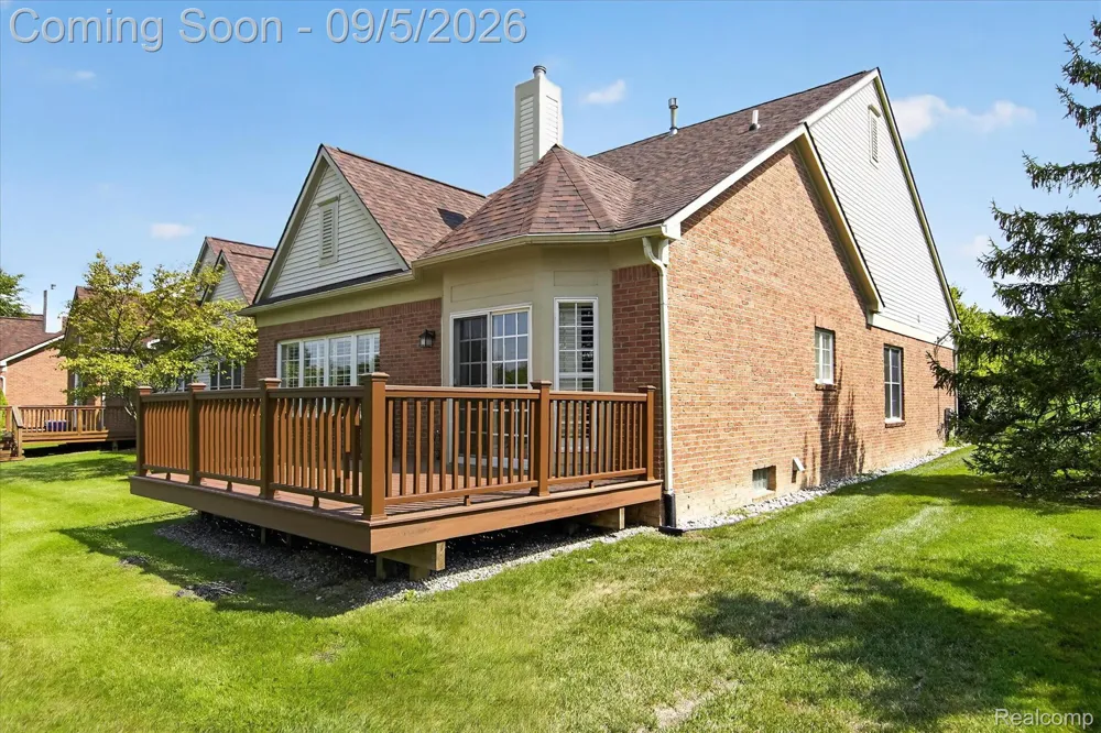 26121 Valhalla Drive Farmington Hills City, MI 48331