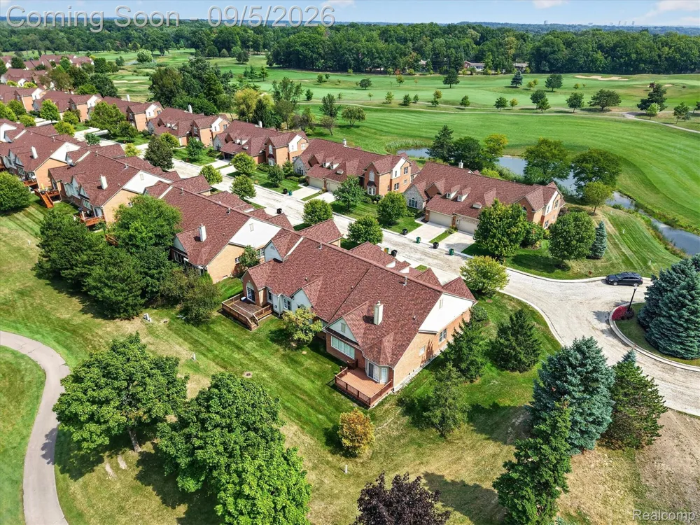26121 Valhalla Drive Farmington Hills City, MI 48331