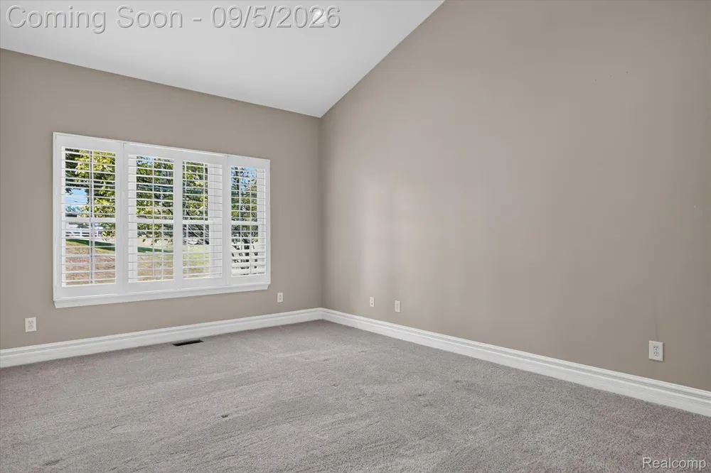 26121 Valhalla Drive Farmington Hills City, MI 48331